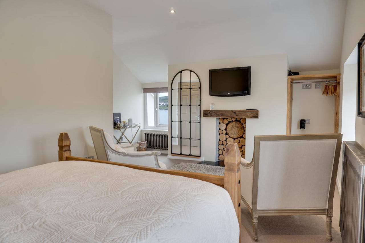 Shore Hotel Port Saint Mary Экстерьер фото